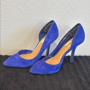 BCBG Blue High Heels with D'Orsay Cut